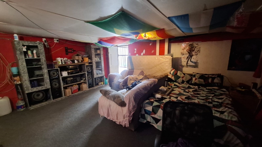 3 Bedroom Property for Sale in Strandfontein Village Western Cape